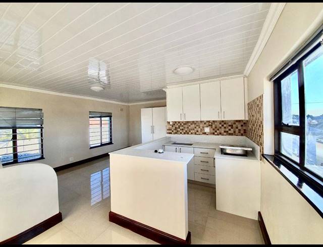 1 BEDROOM APARTMENT TO LET IN TOWNSEND ESTATE